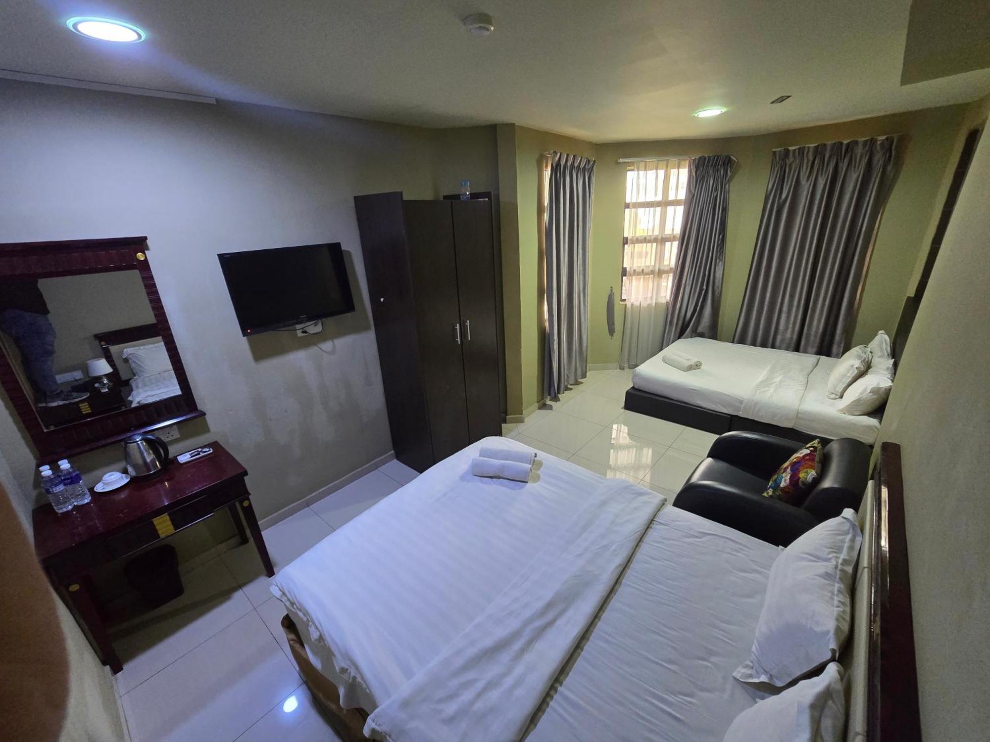 Hotel Al Amin Kuala Lumpur Exterior photo